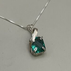 Sterling Silver Green Flourite Gemstone Necklace Classic Jewelry